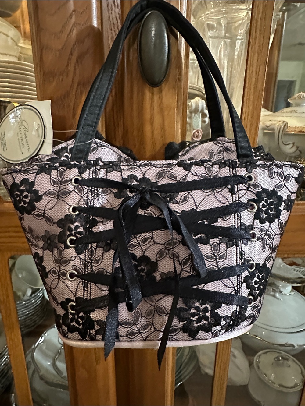 Y2K Delicates Elegant Black Lace Pink Bustier Handbag - Picture 2 of 8